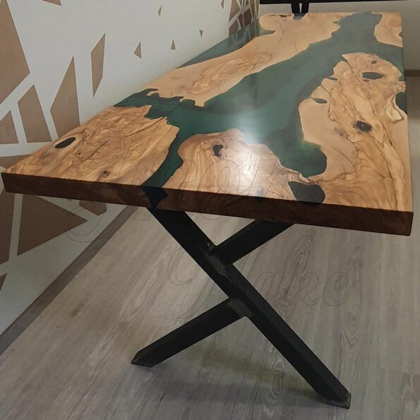 tavolo-in-resina emerald2