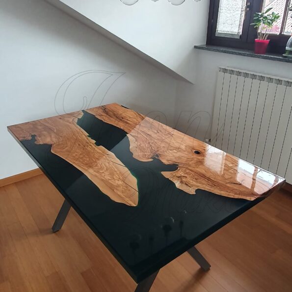 tavolo-in-resina green-flames9