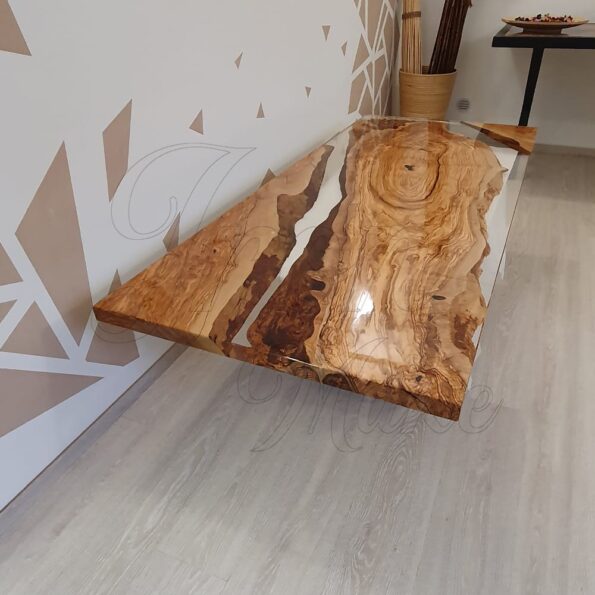 tavolo-in-legno-e-resina-winterfell2