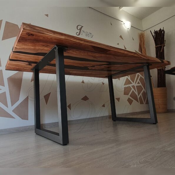 tavolo-in-legno-e-resina-morpheus4