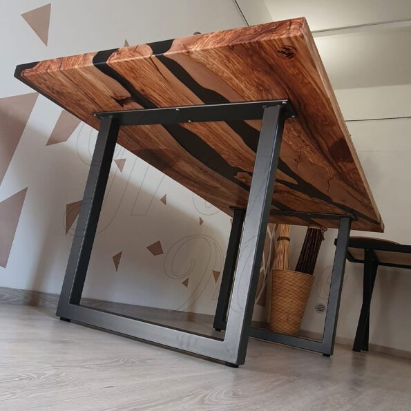 tavolo-in-legno-e-resina-morpheus5