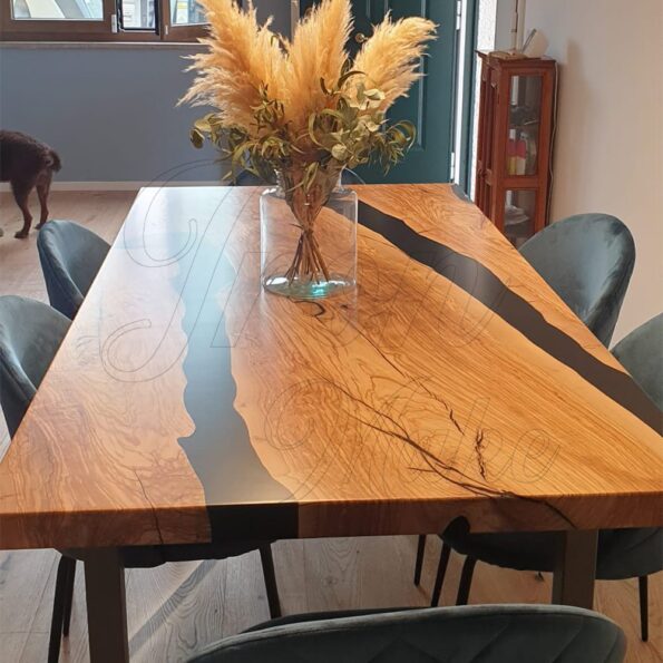 tavolo-in-legno-e-resina-eris10