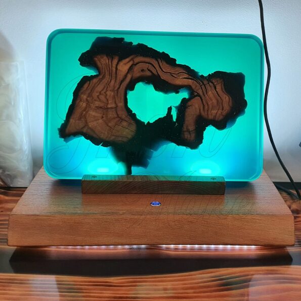 lampada-legno-e-resina mack5