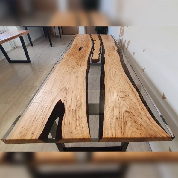 tavolo-in-legno-e-resina-fitz9-1