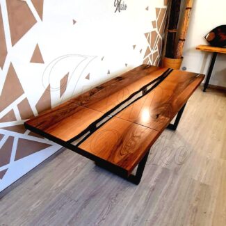 tavolo-in-legno-e-resina-simons1-boost