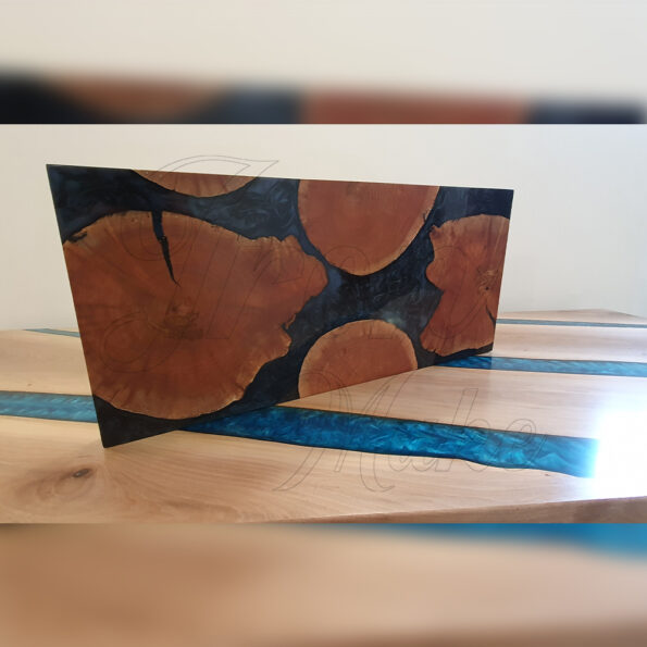 tavolo-in-legno-e-resina-asymmetry1