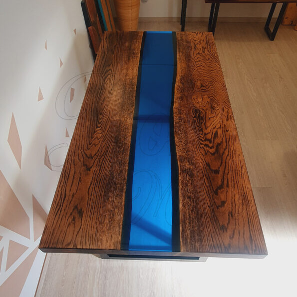 tavolo-in-legno-e-resina-cobalt2
