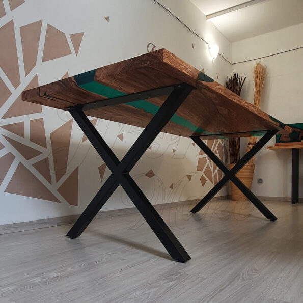 tavolo-in-legno-e-resina-opal9-1