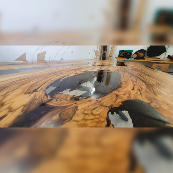 tavolo-in-legno-e-resina-canyon10