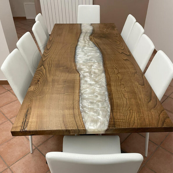 tavolo-in-legno-e-resina-pearlwalnut1