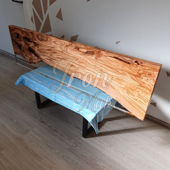 piano-snack-in-legno-e-resina-half10
