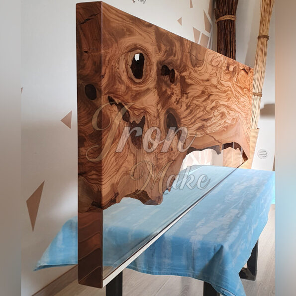 piano-snack-in-legno-e-resina-half6