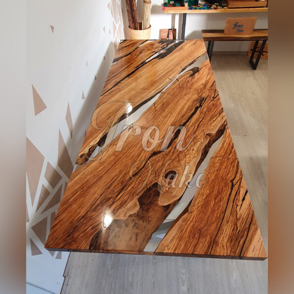tavolo-in-legno-e-resina-glass10