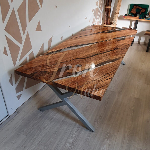 tavolo-in-legno-e-resina-glass7
