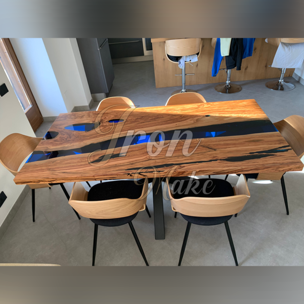 tavolo-in-legno-e-resina-night18