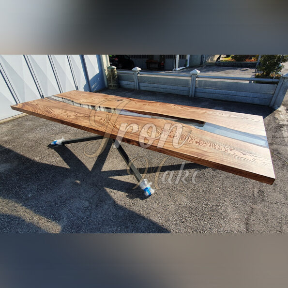 tavolo-in-legno-e-resina-superior1