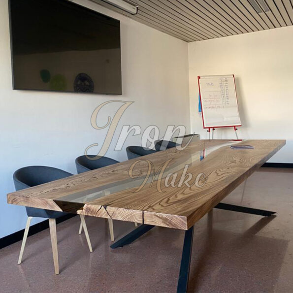 tavolo-in-legno-e-resina-superior12