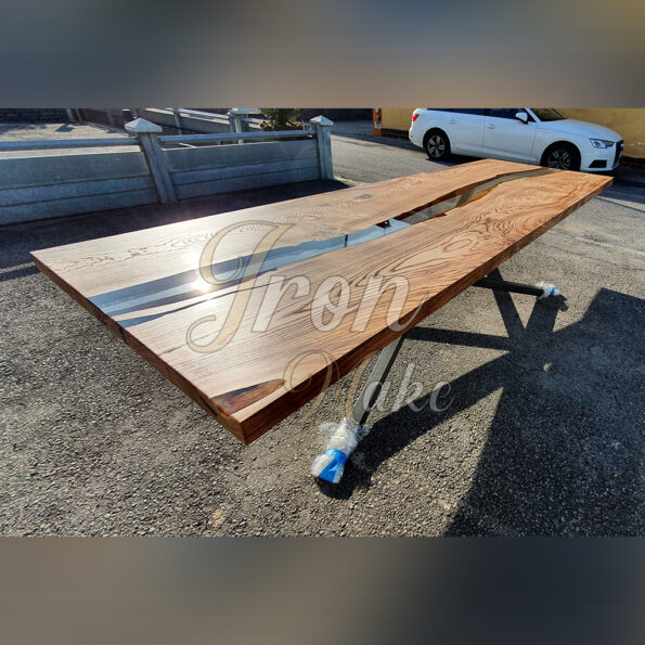 tavolo-in-legno-e-resina-superior2