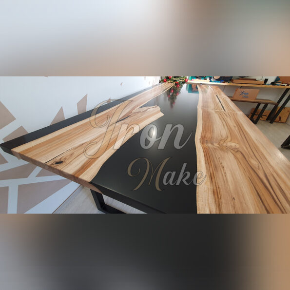 tavolo-in-legno-e-resina-teak8