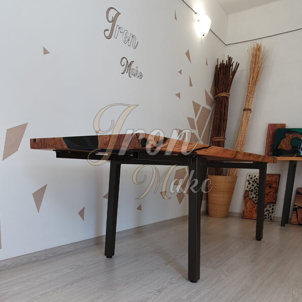 tavolo in legno e resina-arizona15