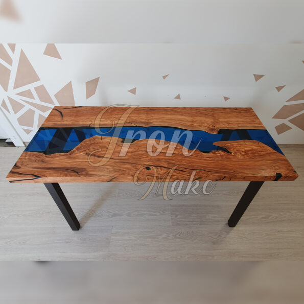 tavolo in legno e resina-arizona6