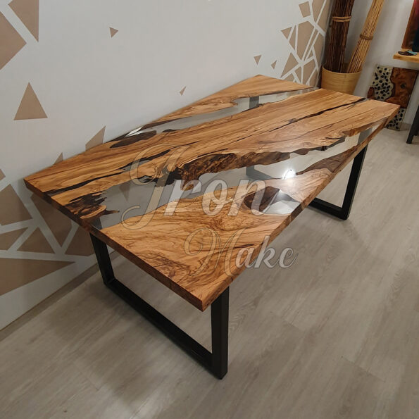 tavolo in legno e resina-arrow6