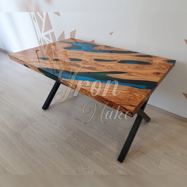 tavolo in legno e resina-denim12