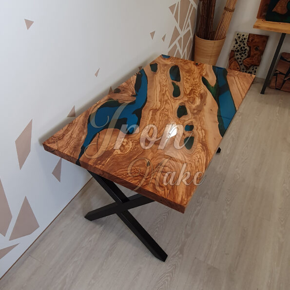 tavolo in legno e resina-denim7