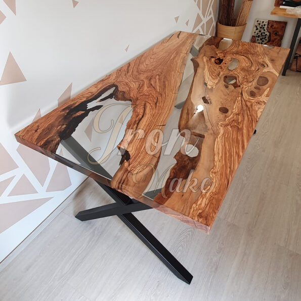 tavolo in legno e resina-haven21