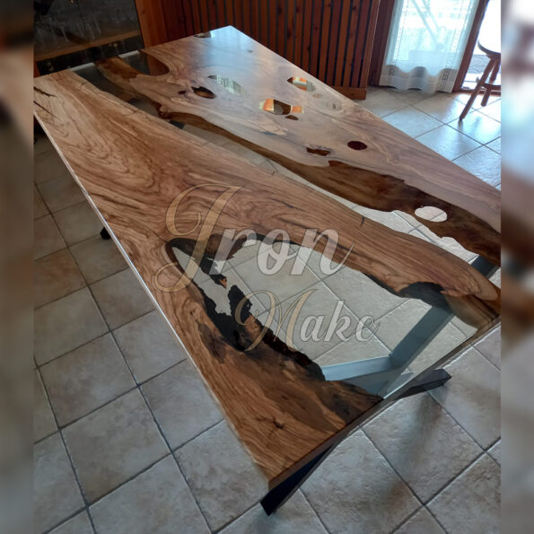 tavolo in legno e resina-haven6