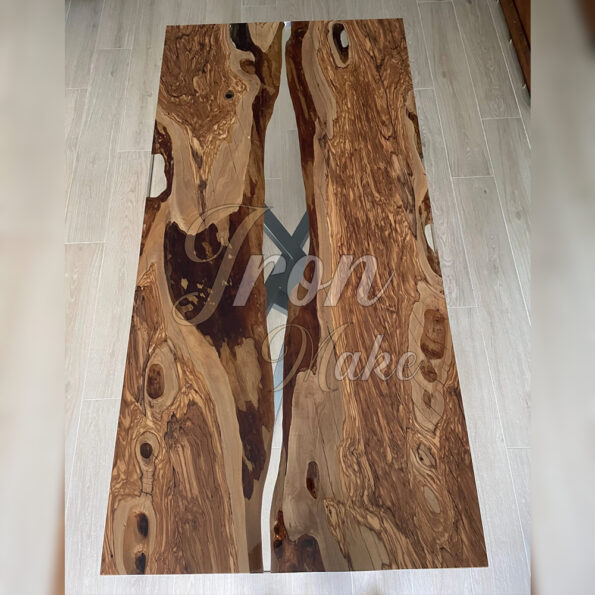 tavolo in legno e resina-shark11