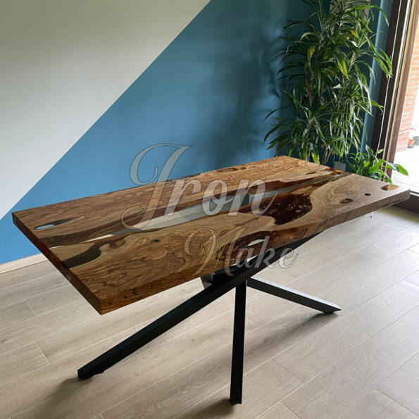 tavolo in legno e resina-shark2