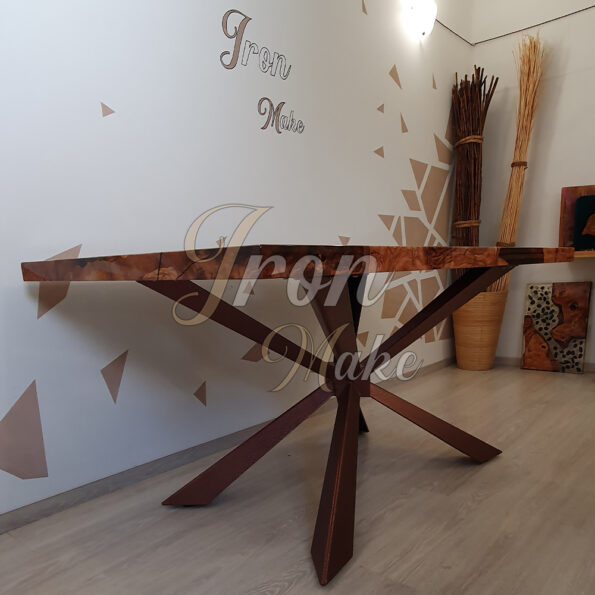 tavolo in legno e resina-golden14
