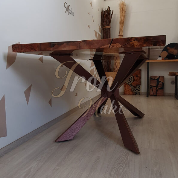 tavolo in legno e resina-golden15