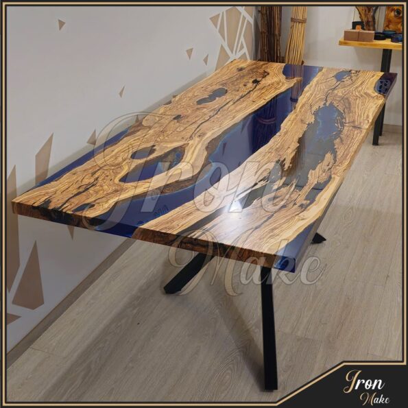Tavolo-in-legno-e-resina-River1-Iron Make