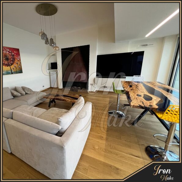 Tavolo-in-legno-e-resina-River16-Iron Make