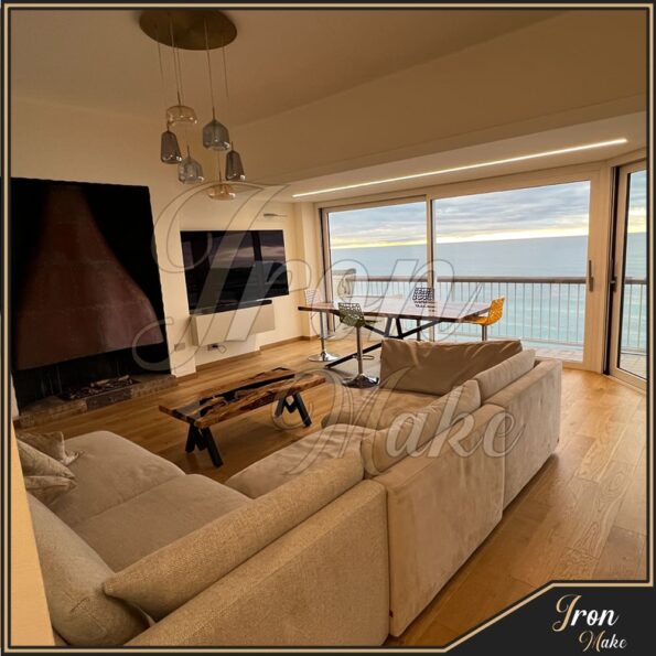 Tavolo-in-legno-e-resina-River17-Iron Make