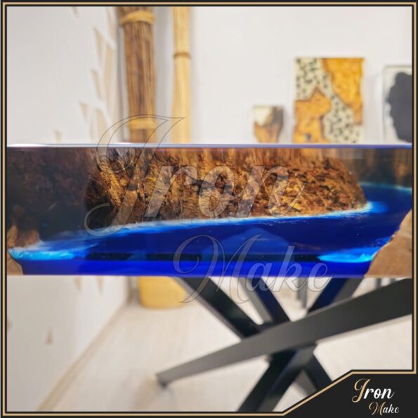 Tavolo-in-legno-e-resina-River7-Iron Make