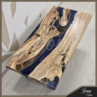 Tavolo-in-legno-e-resina-Sintra4-Iron-Make-concentrate