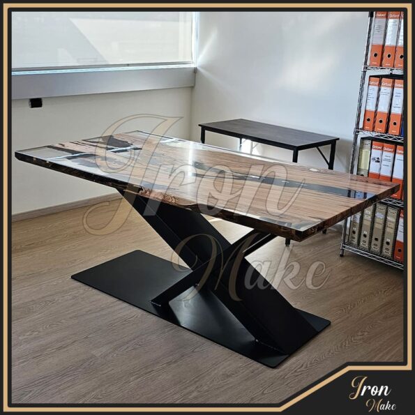 Tavolo-in-legno-e-resina-Rudi1-Iron Make