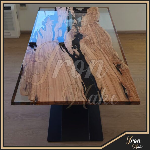 Tavolo-in-legno-e-resina-Rudi3-Iron Make