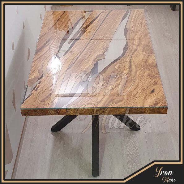 Tavolo-in-legno-e-resina-Vale4-Iron Make