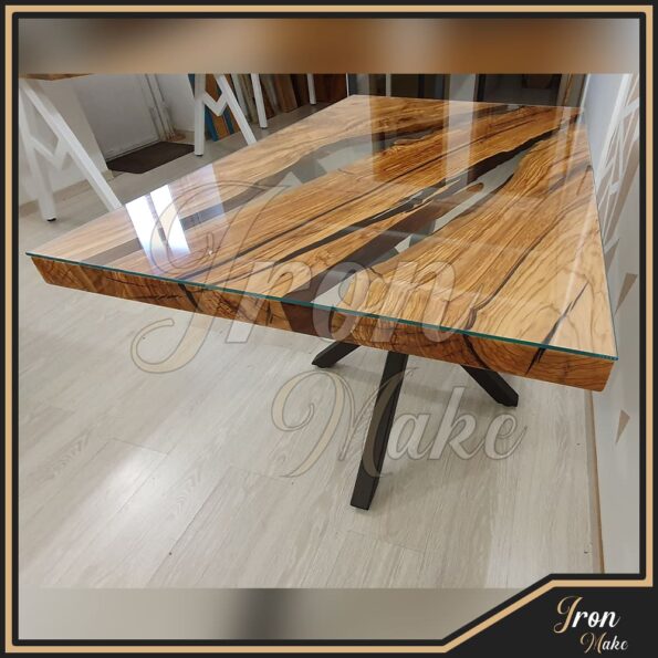 Tavolo-in-legno-e-resina-Vale6-Iron Make