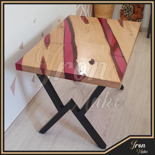 tavolo in legno e resina-barbie6