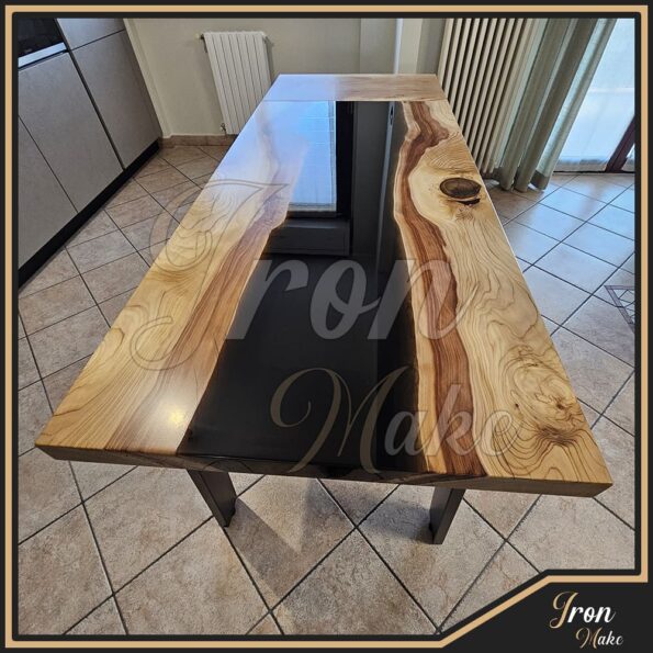 Tavolo-in-legno-e-resina-Coast10-Iron Make
