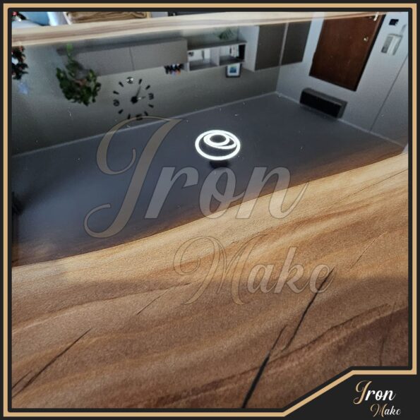 Tavolo-in-legno-e-resina-Coast11-Iron Make
