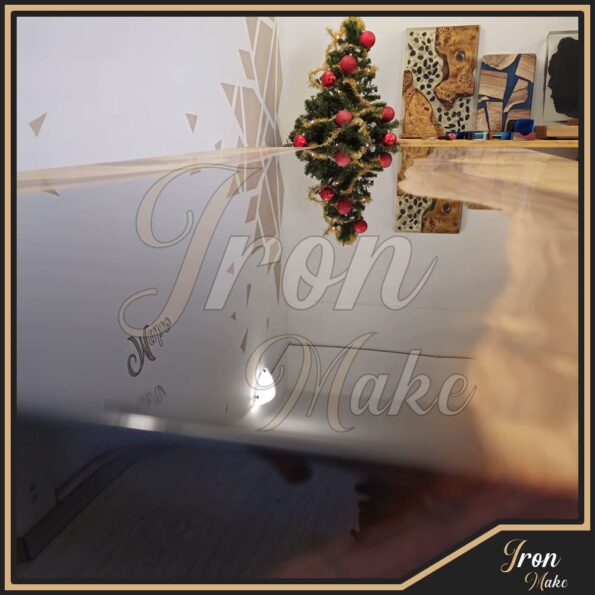 Tavolo-in-legno-e-resina-Coast5-Iron Make